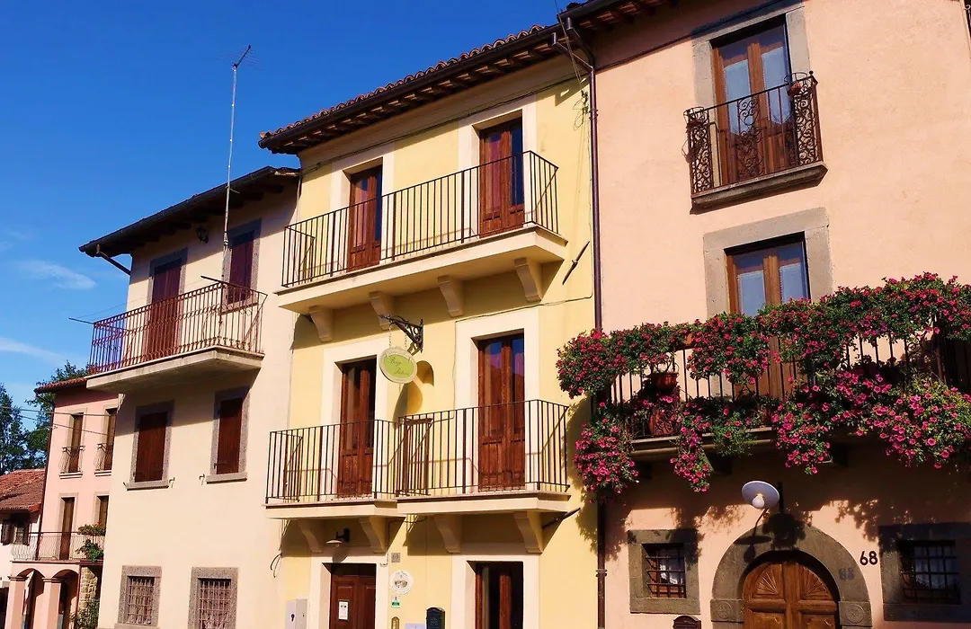Albergo Diffuso Villa Retrosi-1
